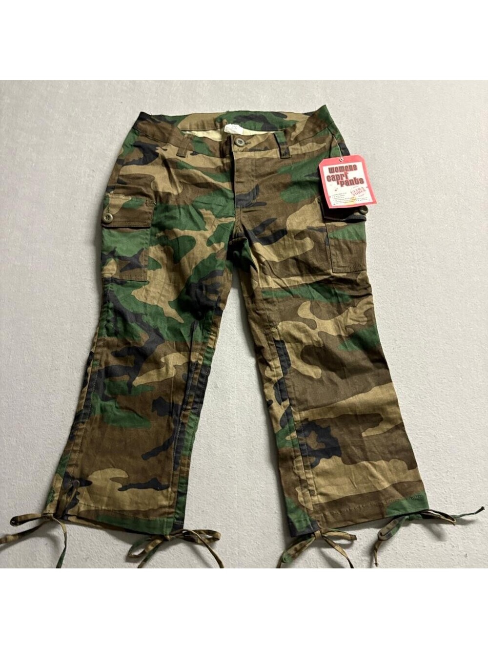 Rothco Womens Camo Capri Pants Size 9/10 Low Rise Cargo Woodland Camouflage New